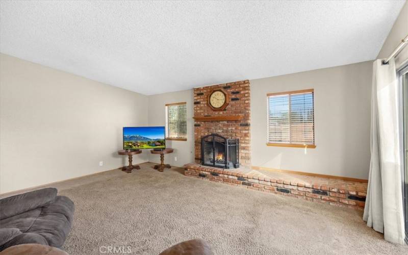 Fire in the fireplace is virtual fire. Buyer to verify if fireplace is functional 
