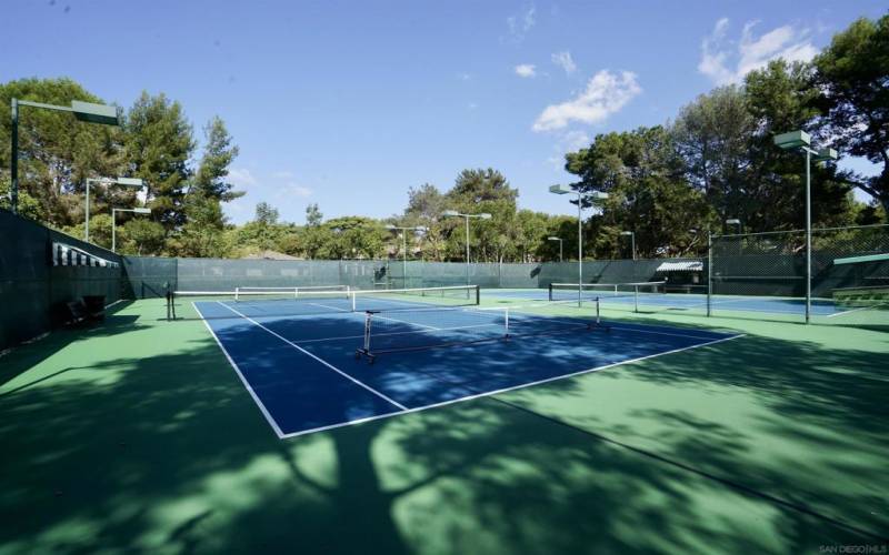 Amenities Tennis and Pickleball