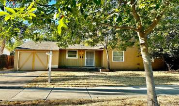 330 E 18th Street, Merced, California 95340, 3 Bedrooms Bedrooms, ,1 BathroomBathrooms,Residential,Buy,330 E 18th Street,ML81984219