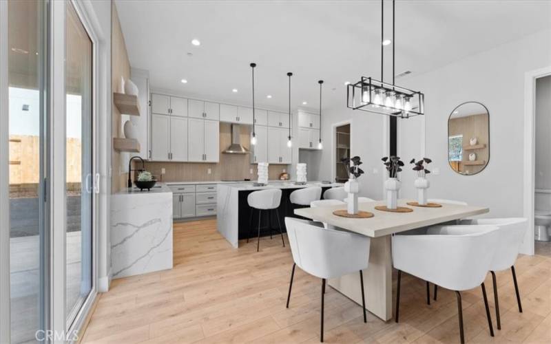 Model Home Staged

Dining Area