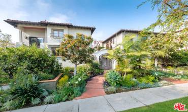 838 16th Street 4, Santa Monica, California 90403, 3 Bedrooms Bedrooms, ,3 BathroomsBathrooms,Residential Lease,Rent,838 16th Street 4,24455355