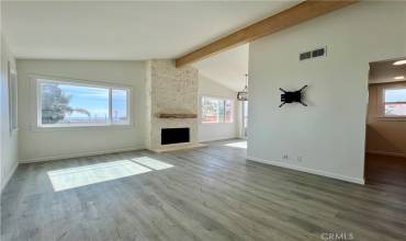 219 La Brea Street, Laguna Beach, California 92651, 2 Bedrooms Bedrooms, ,Residential Lease,Rent,219 La Brea Street,LG24218139