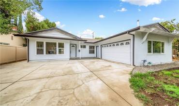 7851 Nita Avenue, Canoga Park, California 91304, 4 Bedrooms Bedrooms, ,2 BathroomsBathrooms,Residential,Buy,7851 Nita Avenue,SR24216260