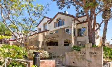 12608 Carmel Country Rd 36, San Diego, California 92130, 2 Bedrooms Bedrooms, ,2 BathroomsBathrooms,Residential,Buy,12608 Carmel Country Rd 36,240025017SD