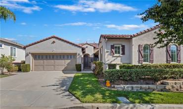 8808 Larkspur Drive, Corona, California 92883, 3 Bedrooms Bedrooms, ,3 BathroomsBathrooms,Residential,Buy,8808 Larkspur Drive,IG24206508