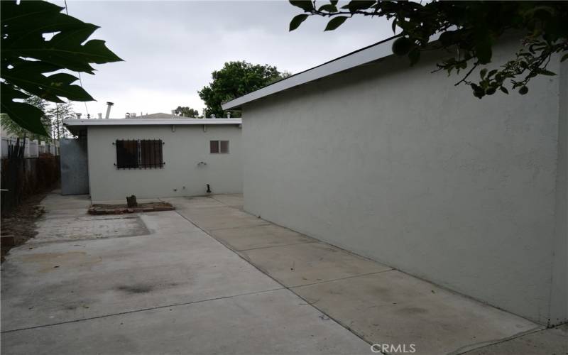 Side of garage looking toward house