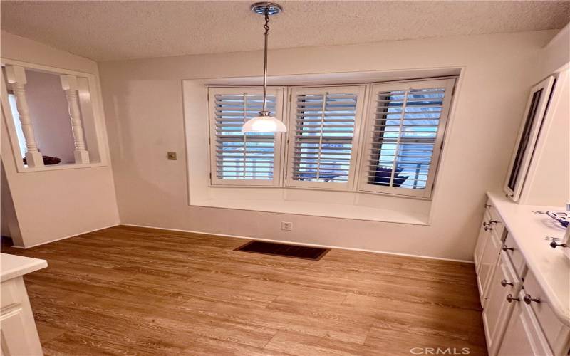 Breakfast knock with bay window and built in hutch