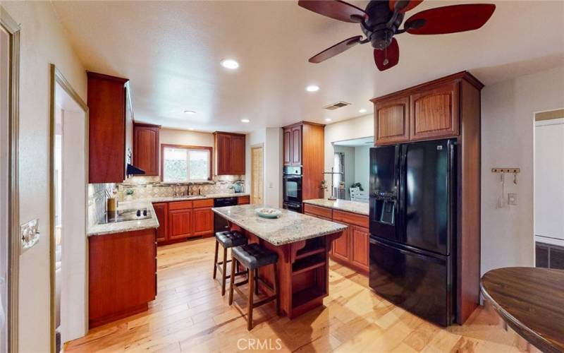 remoded kitchen and dining area