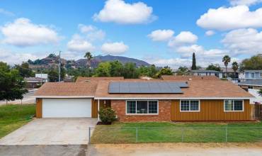 1105 ORO ST, El Cajon, California 92021, 3 Bedrooms Bedrooms, ,2 BathroomsBathrooms,Residential,Buy,1105 ORO ST,PTP2406393