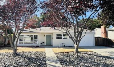 223 San Juan Drive, Hollister, California 95023, 3 Bedrooms Bedrooms, ,1 BathroomBathrooms,Residential,Buy,223 San Juan Drive,ML81984487