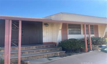 9861 mission Boulevard 33, Jurupa Valley, California 92509, 2 Bedrooms Bedrooms, ,1 BathroomBathrooms,Manufactured In Park,Buy,9861 mission Boulevard 33,IV24218823