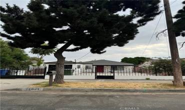 12831 Herrick Avenue, Sylmar, California 91342, 3 Bedrooms Bedrooms, ,2 BathroomsBathrooms,Residential Lease,Rent,12831 Herrick Avenue,SR24216210