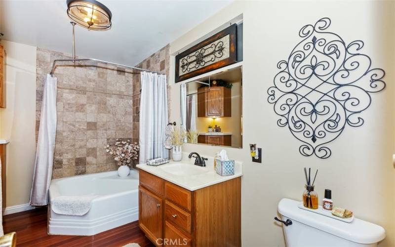 BEAUTIFUL, DOWNSTAIRS BATH AREA