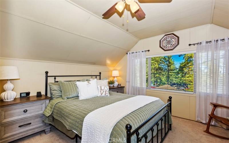 PRIMARY MASTER BEDROOM TO RELAX AND ENJOY YOUR LITTLE PIECE OF HEAVENLY BLISS