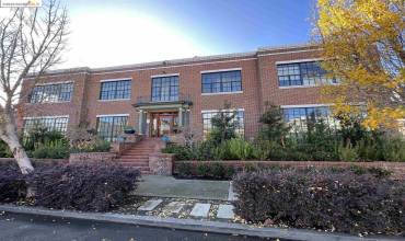 425 E 11Th St 15, Oakland, California 94606, 1 Bedroom Bedrooms, ,1 BathroomBathrooms,Residential,Buy,425 E 11Th St 15,41077055