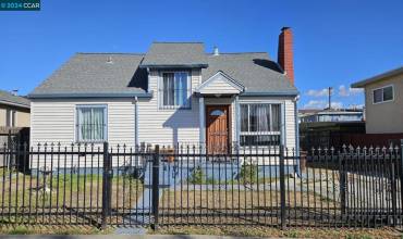 1424 Contra Costa Ave, San Pablo, California 94806, 4 Bedrooms Bedrooms, ,2 BathroomsBathrooms,Residential,Buy,1424 Contra Costa Ave,41076995