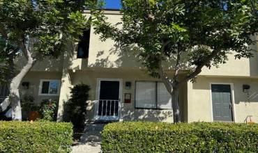 209 N Singingwood Street 19, Orange, California 92869, 2 Bedrooms Bedrooms, ,2 BathroomsBathrooms,Residential Lease,Rent,209 N Singingwood Street 19,CV24219122