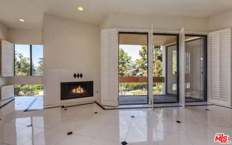 Beautiful open Living Room