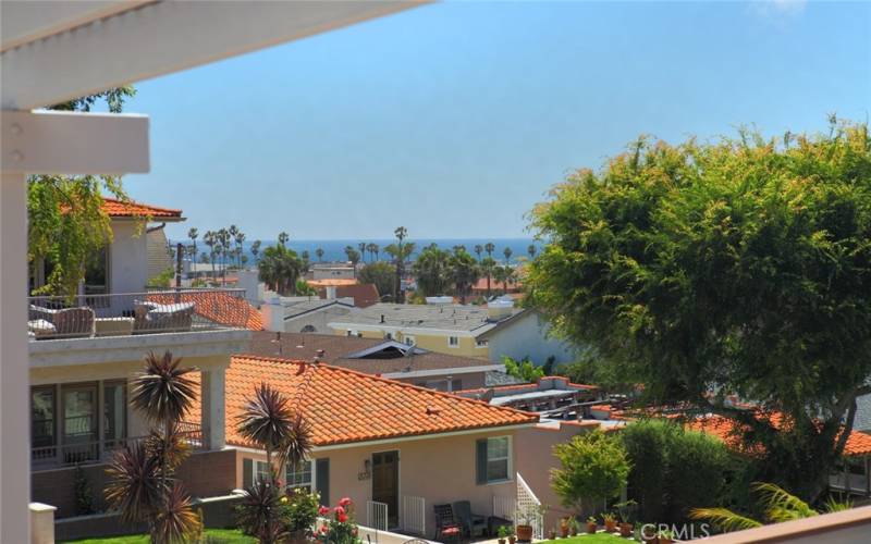 peek-a-boo ocean view from deck