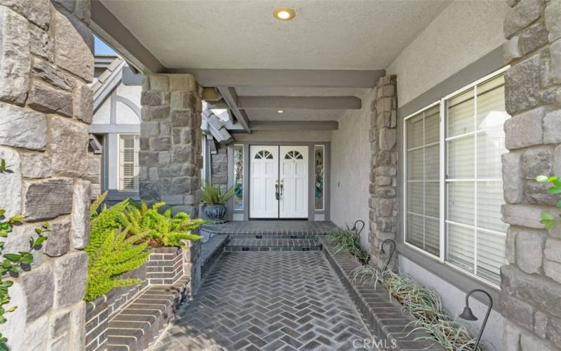 Entry Way - Built-in Welcome Bench