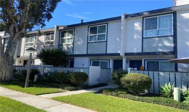 2100 W Palmyra Avenue 7, Orange, California 92868, 2 Bedrooms Bedrooms, ,1 BathroomBathrooms,Residential Lease,Rent,2100 W Palmyra Avenue 7,PW24219080