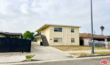 8919 S Hoover Street, Los Angeles, California 90044, 8 Bedrooms Bedrooms, ,Residential Income,Buy,8919 S Hoover Street,24453833