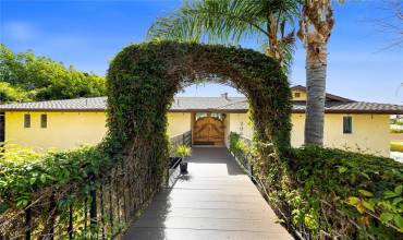 206 E Avenida Ramona, San Clemente, California 92672, 5 Bedrooms Bedrooms, ,4 BathroomsBathrooms,Residential Lease,Rent,206 E Avenida Ramona,OC24217758