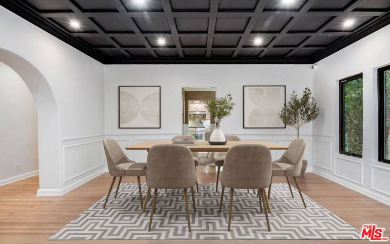 Virtually staged dining room