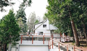 395 Primrose Circle, Lake Arrowhead, California 92352, 4 Bedrooms Bedrooms, ,2 BathroomsBathrooms,Residential,Buy,395 Primrose Circle,SW24218796