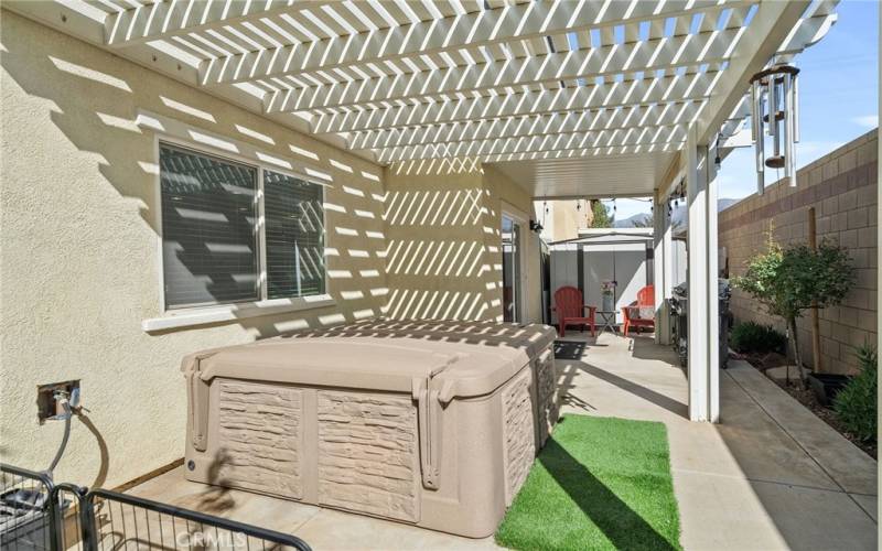 Covered Patio with Spa