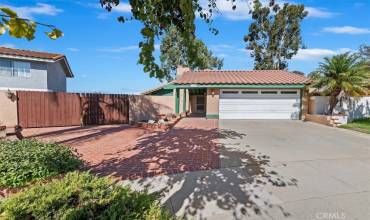 1573 Camelot Drive, Corona, California 92882, 3 Bedrooms Bedrooms, ,2 BathroomsBathrooms,Residential,Buy,1573 Camelot Drive,IG24217657