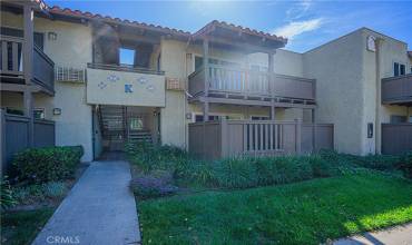 1345 Cabrillo Park Drive K12, Santa Ana, California 92701, 1 Bedroom Bedrooms, ,1 BathroomBathrooms,Residential,Buy,1345 Cabrillo Park Drive K12,PW24218820