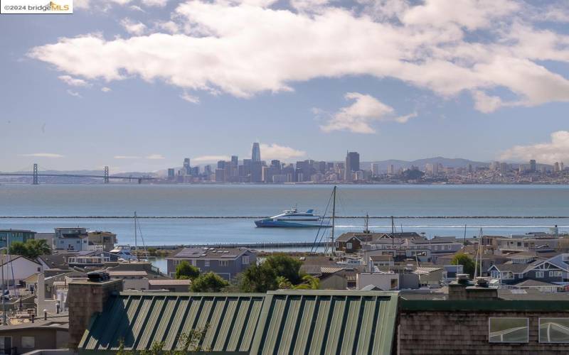 Stunning Bay and San Francisco Views