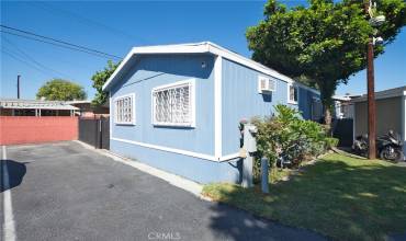 15325 Orange Avenue F17, Paramount, California 90723, 3 Bedrooms Bedrooms, ,2 BathroomsBathrooms,Manufactured In Park,Buy,15325 Orange Avenue F17,SR24219480