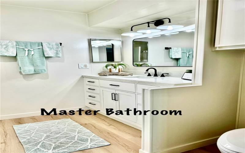 MASTER BATHROOM.