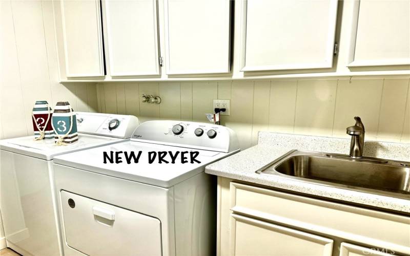 NEW DRYER & Clean WASHER IN HOME.