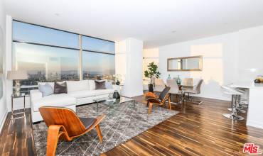 900 W OLYMPIC Boulevard 30H, Los Angeles, California 90015, 2 Bedrooms Bedrooms, ,3 BathroomsBathrooms,Residential Lease,Rent,900 W OLYMPIC Boulevard 30H,24456063