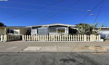 2853 Esmond Ave, Richmond, California 94804, 3 Bedrooms Bedrooms, ,2 BathroomsBathrooms,Residential,Buy,2853 Esmond Ave,41075268