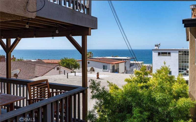 Extra large balcony with ocean views