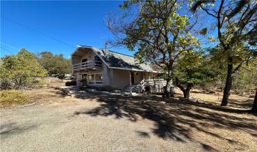 31083 Bear Paw Way, Coarsegold, California 93614, 4 Bedrooms Bedrooms, ,2 BathroomsBathrooms,Residential,Buy,31083 Bear Paw Way,SC24218819