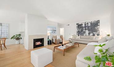 222 7th Street 311, Santa Monica, California 90402, 1 Bedroom Bedrooms, ,1 BathroomBathrooms,Residential,Buy,222 7th Street 311,24456081