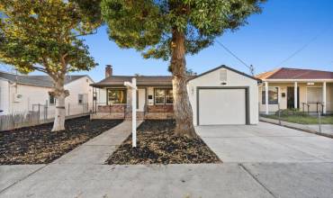 1421 156th Avenue, San Leandro, California 94578, 3 Bedrooms Bedrooms, ,2 BathroomsBathrooms,Residential,Buy,1421 156th Avenue,ML81982033