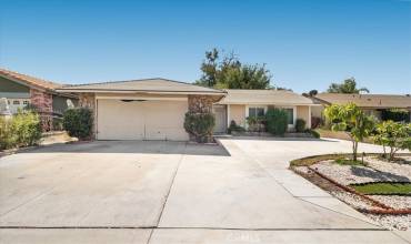 16655 Raymond Avenue, Fontana, California 92336, 3 Bedrooms Bedrooms, ,2 BathroomsBathrooms,Residential,Buy,16655 Raymond Avenue,CV24215370