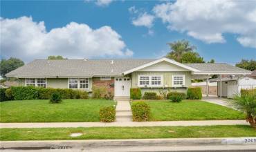 20657 Lull Street, Winnetka, California 91306, 3 Bedrooms Bedrooms, ,3 BathroomsBathrooms,Residential,Buy,20657 Lull Street,SR24213848