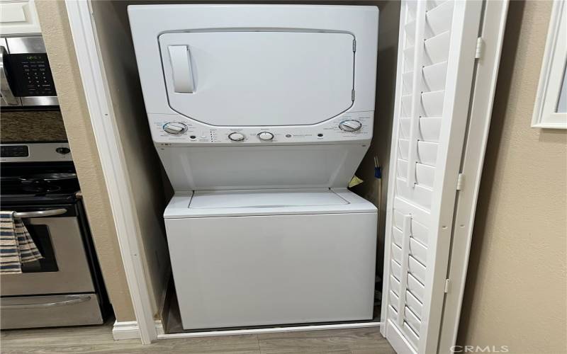 Washer & Dryer included