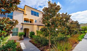 112 Trailing Comet, Irvine, California 92618, 2 Bedrooms Bedrooms, ,2 BathroomsBathrooms,Residential,Buy,112 Trailing Comet,OC24211447