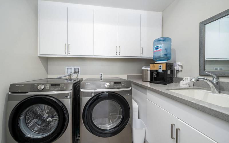 Laundry room with sink