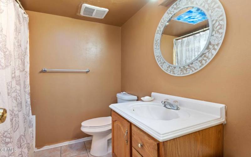 13-web-or-mls-13 - Bathroom 2