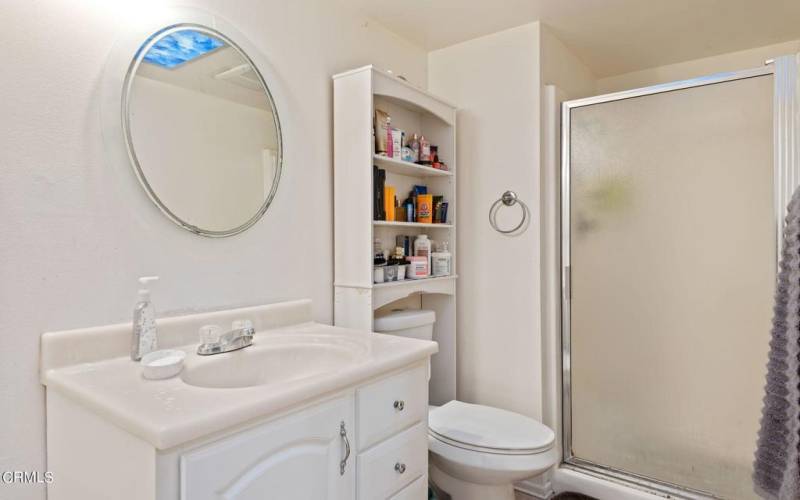 11-web-or-mls-11 - Bathroom 1