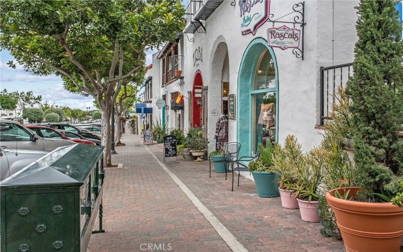 Quaint Del Mar Avenue is the heart of San Clemente.